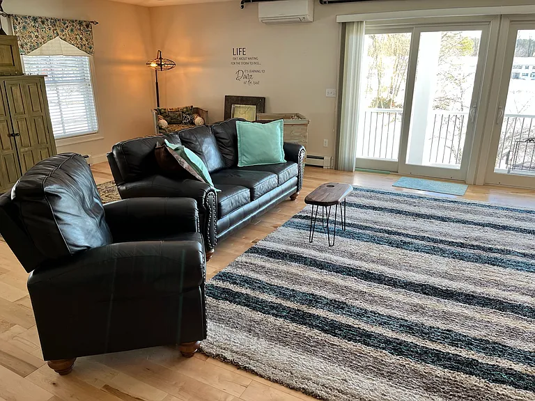 1374 Village Rd #4 — Photo 6