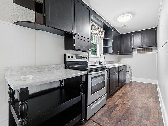 5th image of 1233 Ridgeway St