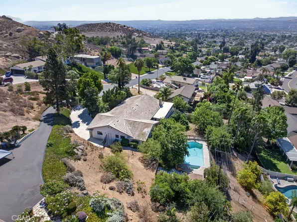 5462 Sierra Vista Ave, Riverside, CA 92505