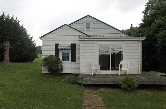 2nd image of 4116 Old State Route 34