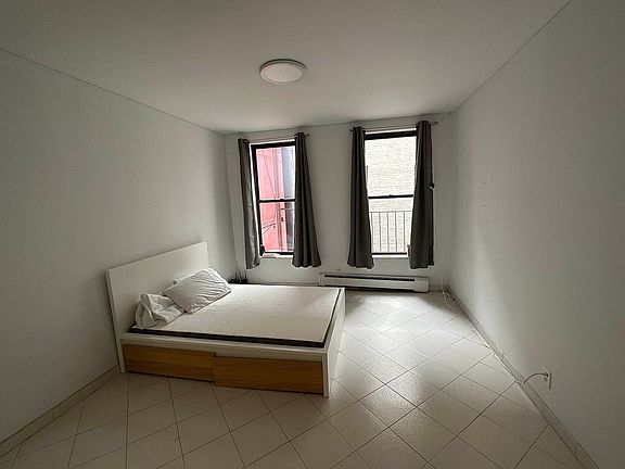 3rd image of 1366 York Ave APT 4C