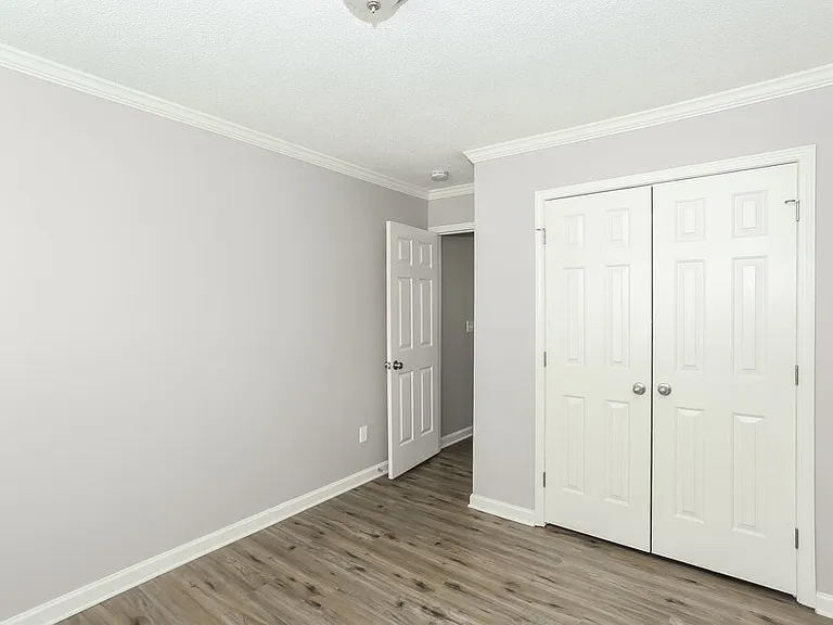 301 Cedarcroft Dr — Photo 14