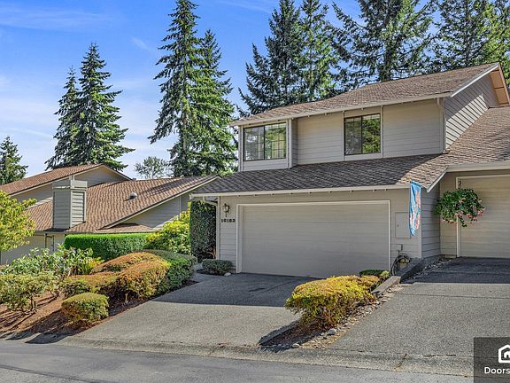 3rd image of 16183 SE 33rd Cir