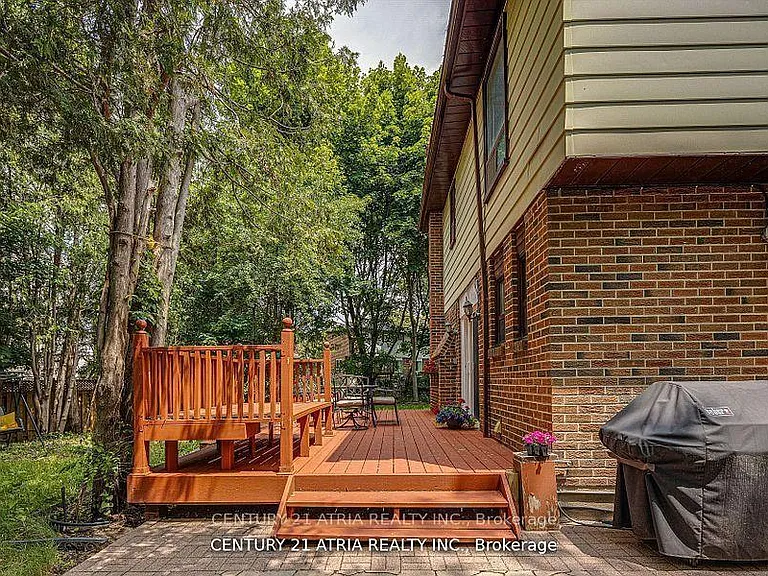 18 Hester Ct — Photo 29