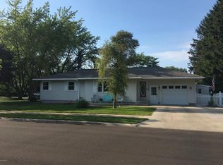 403 Arlington Ave, Grand Haven, MI 49417