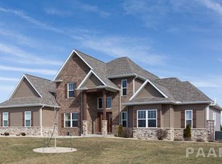 711 N Hurff Dr, Elmwood, IL 61529