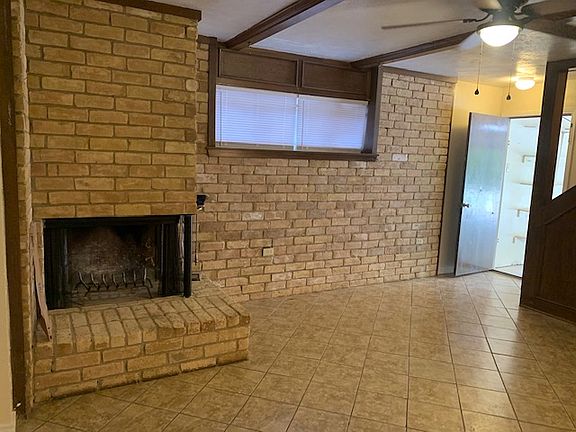 3rd image of 1221 Willow Wood Ct