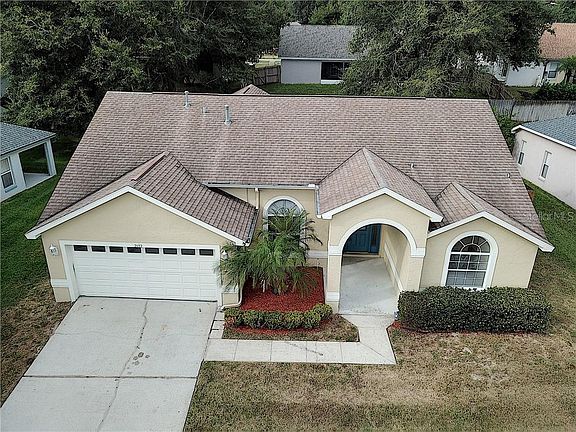 2nd image of 2692 Cedaridge Cir