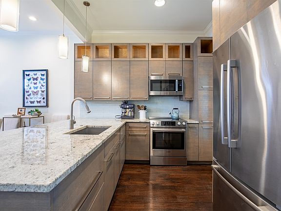 3rd image of 4015 Holland Ave APT 106