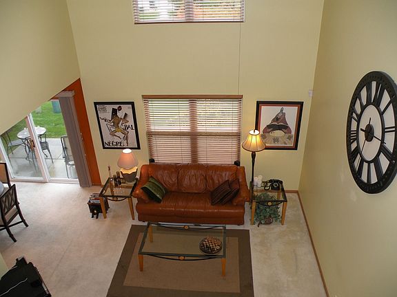 2nd image of 3279 Cool Springs Ct