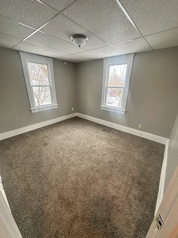 3 bed, 750 sqft, $950 — Photo 4