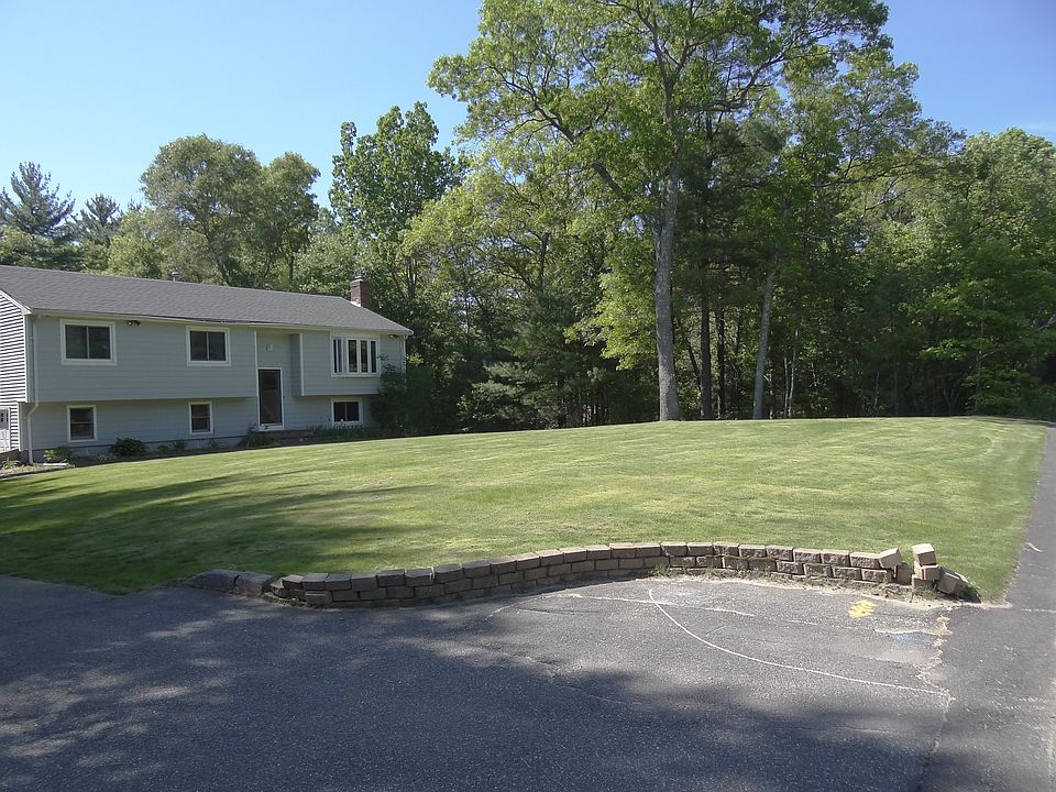 1st image of 419 Massapoag Ave