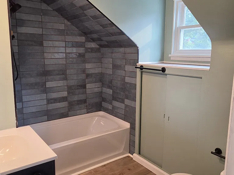 5272 Fieldcrest Dr — Photo 5