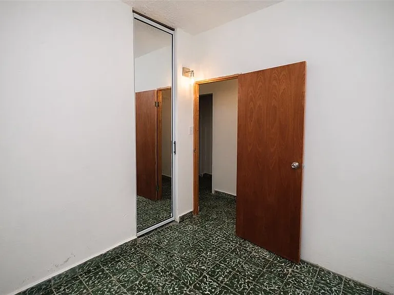 1041B Luis Cordova Chirino Ext — Photo 11