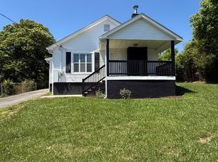 136 Kingsley Ave, Kingsport, TN 37660