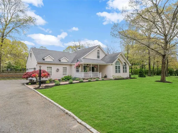 2965 Marratooka Road, Mattituck, NY 11952