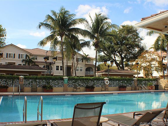 5th image of 8930 W Flagler St APT 103