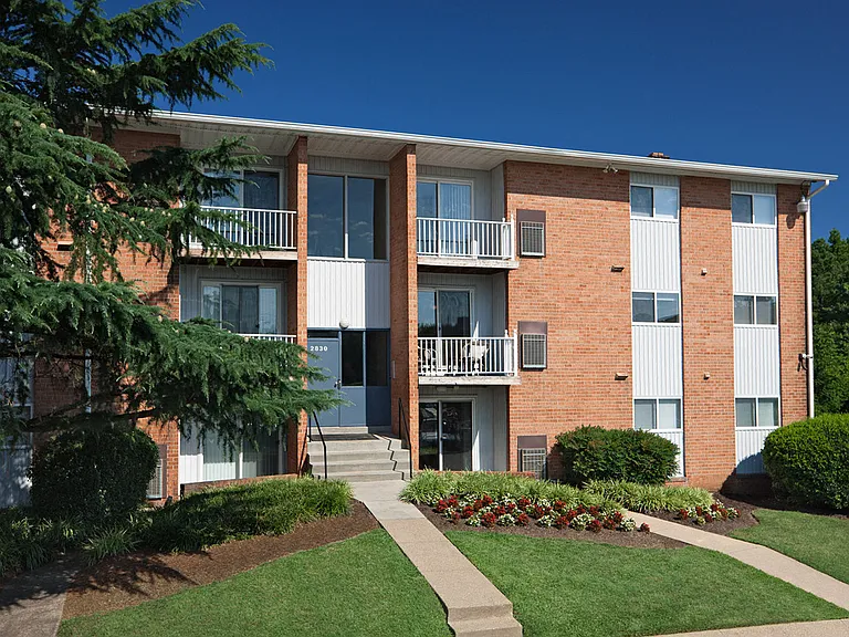 Rock Creek Apartments in Richmond