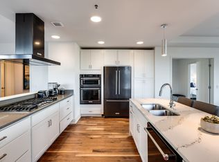 Encore, Minneapolis, MN 55415