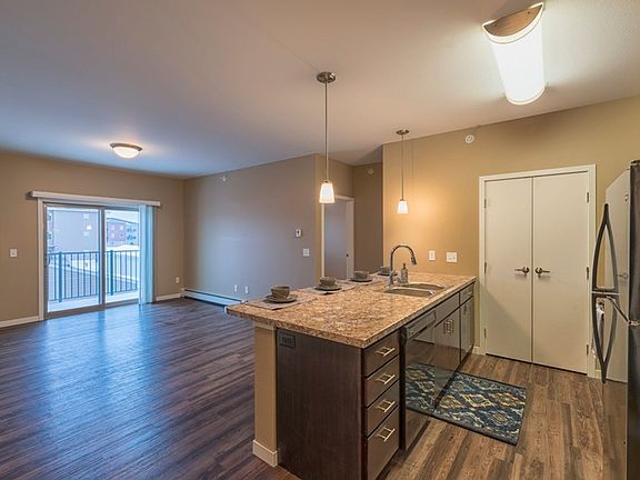2nd image of 1402 Belsly Blvd #305