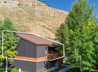 355 W Deloney Ave APT A-6, Jackson, WY 83001