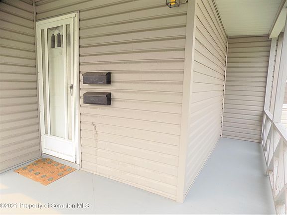 2nd image of 523 E Lackawanna Ave