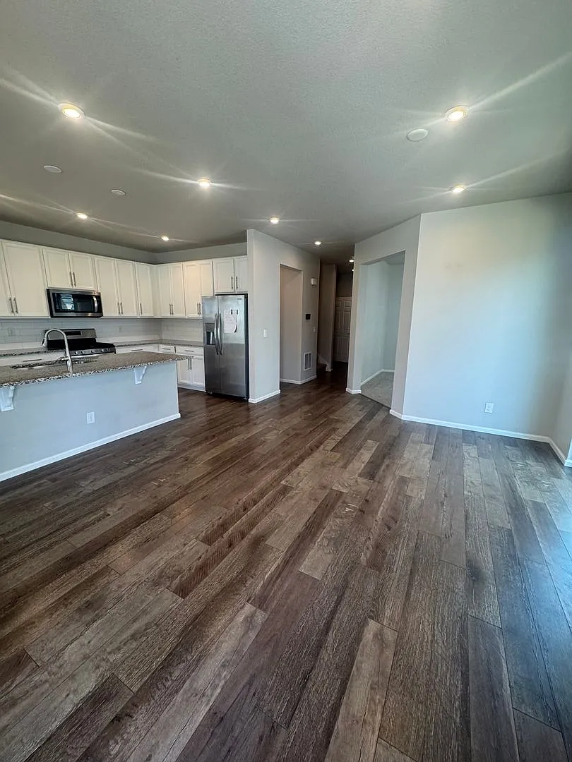 Pair home in Cherry Creek School District — Photo 4