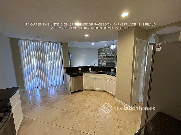 3261 NW 108th Dr — Photo 5