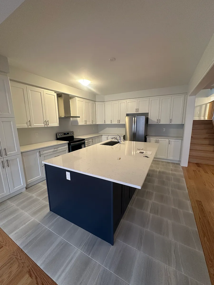 Building Photo - 904 Knights Ln