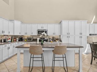 26812 Redcliffe Rd, Murrieta, CA 92563