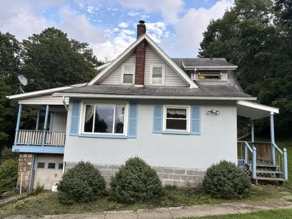 215 Wertz Rd, Johnstown, PA 15902