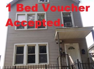8752 S Manistee Ave APT 4, Chicago, IL 60617