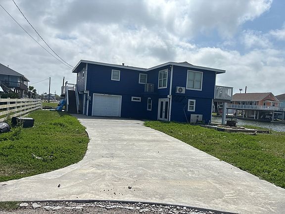 3rd image of 16643 Bermuda Way