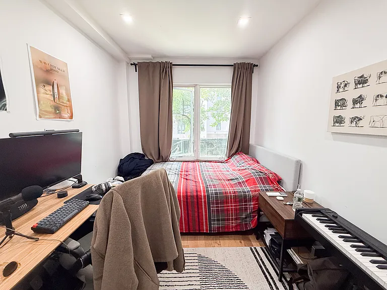 563A Lafayette Ave #2 — Photo 6