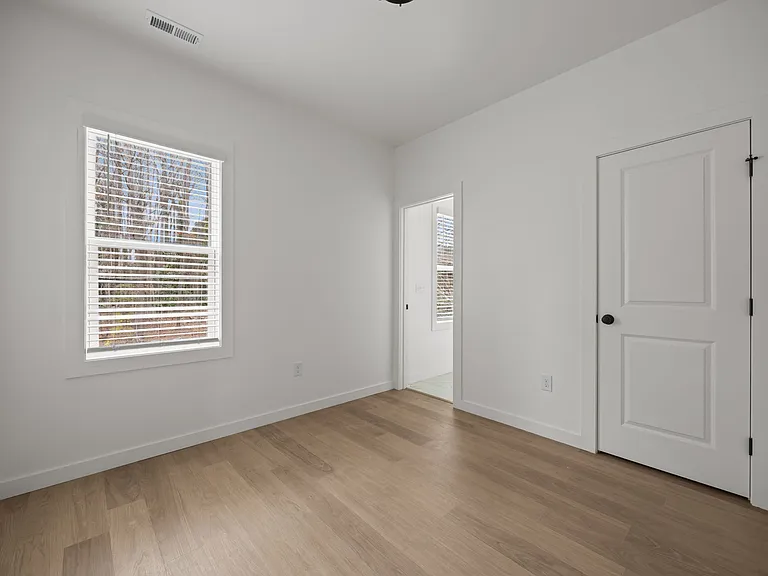 2813 Wilcox Pl — Photo 8