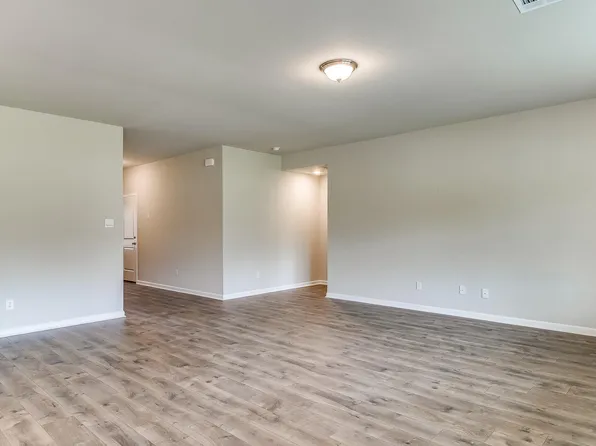 409 Dulworth Ct, Breaux Bridge, LA 70517