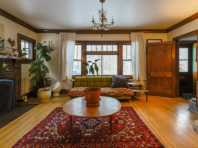 3731 Columbus Ave — Photo 6