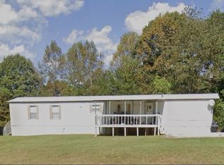 320 New Crosswinds Dr, Mount Airy, NC 27030