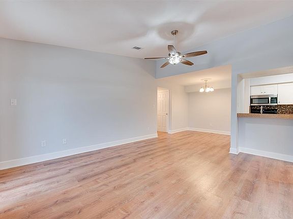 4th image of 3300 Pebblebrook Dr APT 30