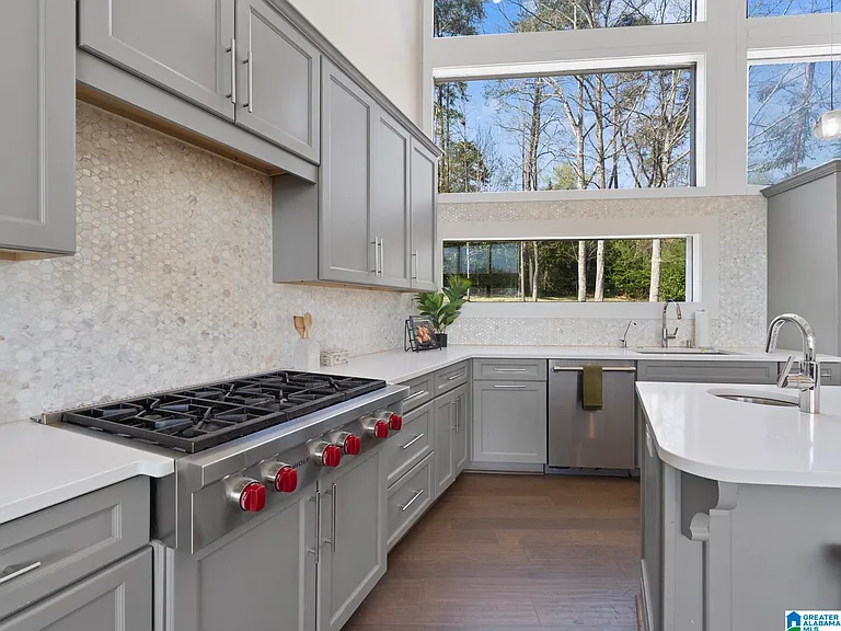 412 Vesclub Pl — Photo 9