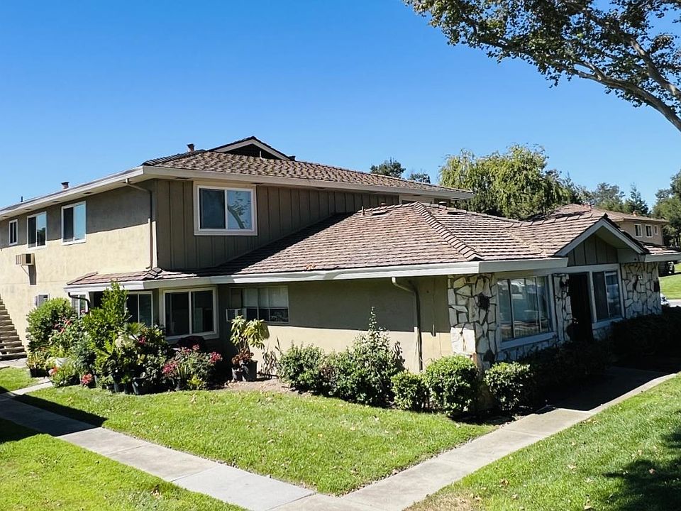 1st image of 917 Gilchrist Dr #3