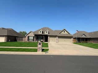 8416 N 76th East Ave, Owasso, OK 74055