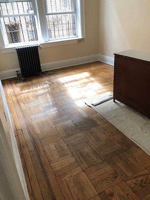 1st image of 2363 28th St APT 1R