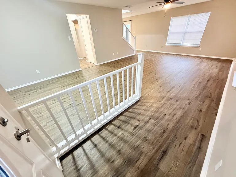 10107 Sunset Pl — Photo 5