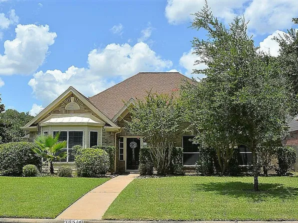 19514 Mills Meadow Ln, Houston, TX 77094