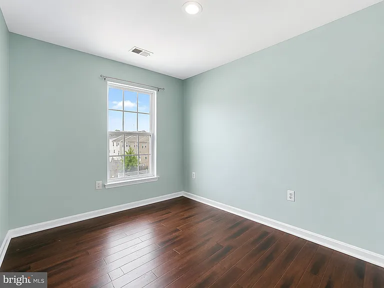 21362 Jettison Dr — Photo 25