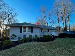 671 Foothill Rd, Bridgewater, NJ 08807