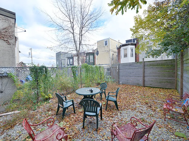 1845 N 17th St — Photo 2
