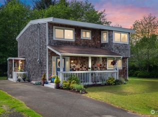 525 Volans Ave SW, Ocean Shores, WA 98569