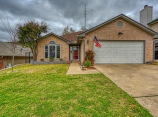 1204 Degrasse Dr, Kerrville, TX 78028